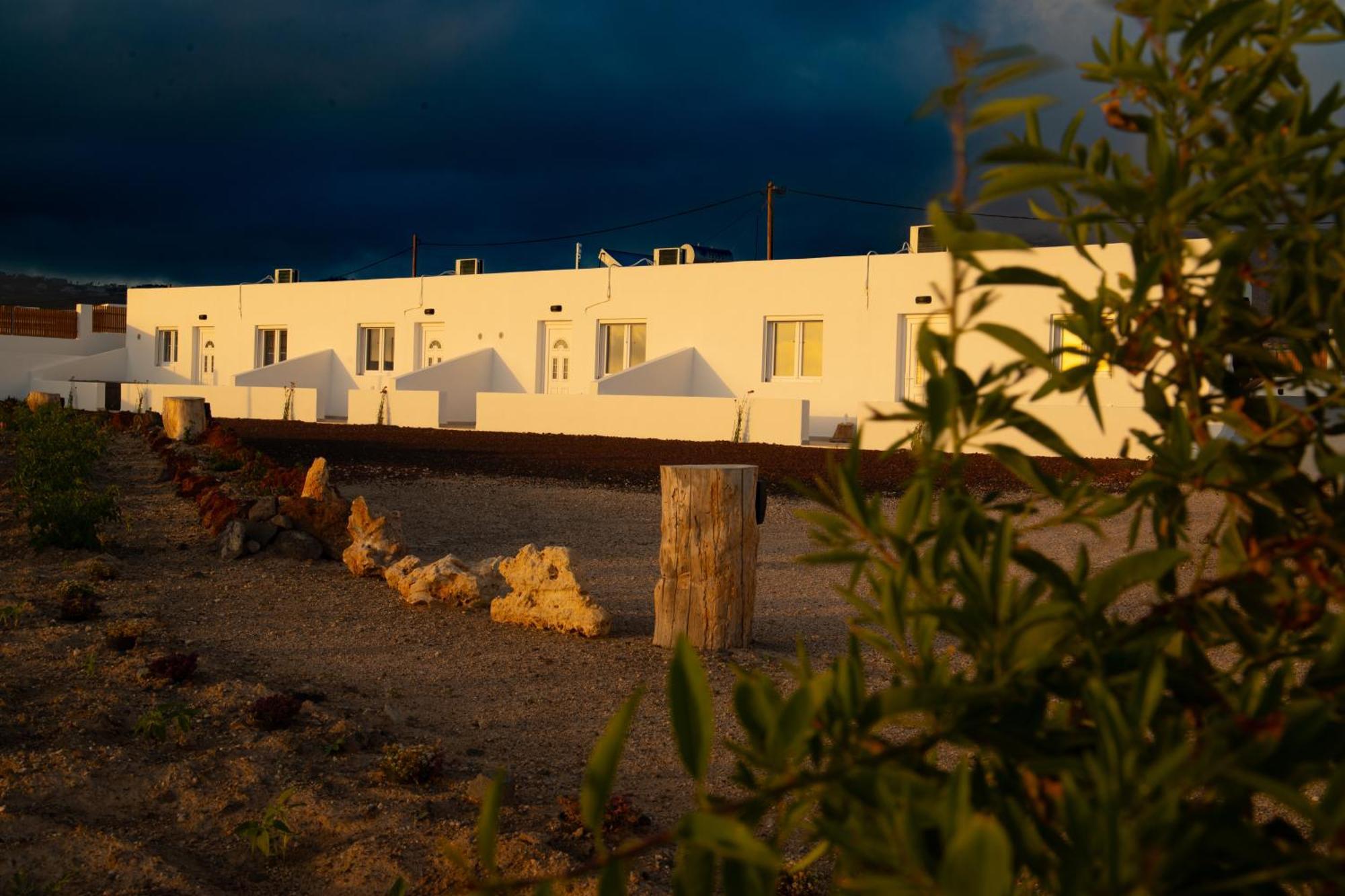 Calma Eco Houses Sunset View Emporio  Luaran gambar